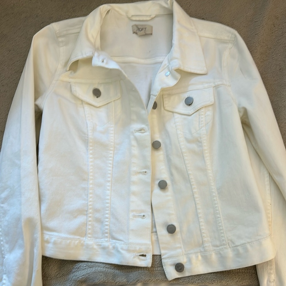 Has not been worn much, and is in great condition.